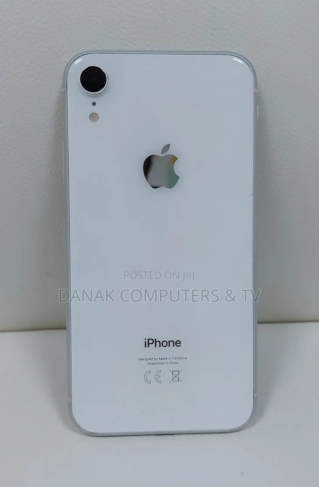 Apple iPhone XR 64 GB White
