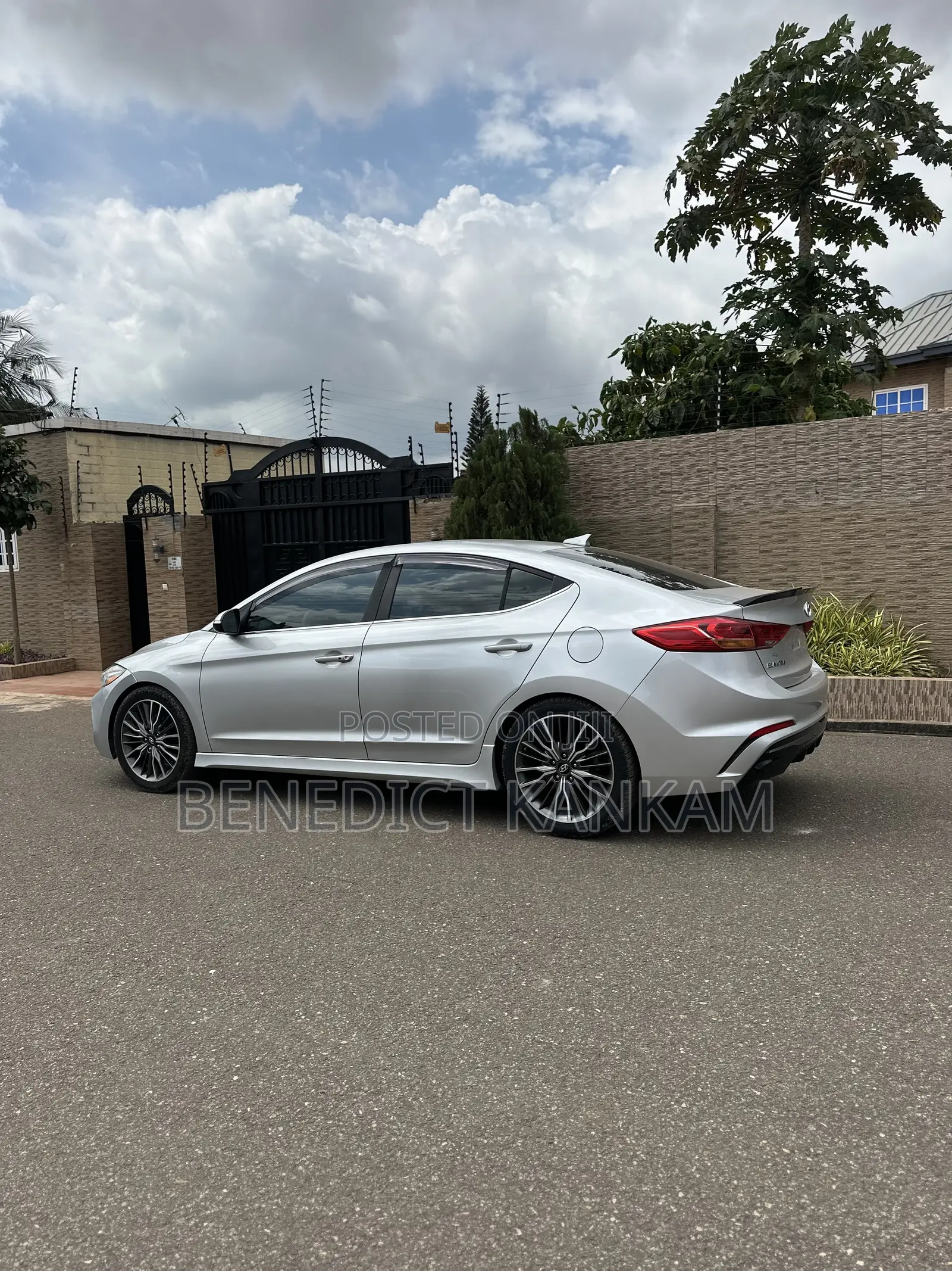 Hyundai Elantra Sport Sedan FWD (1.6L 4cyl 6M) 2017 Silver