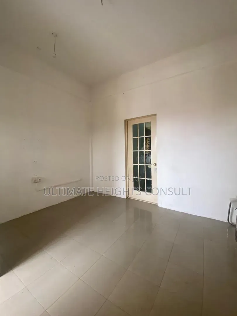 1bdrm Apartment in Sowutoum, Last Stop for rent