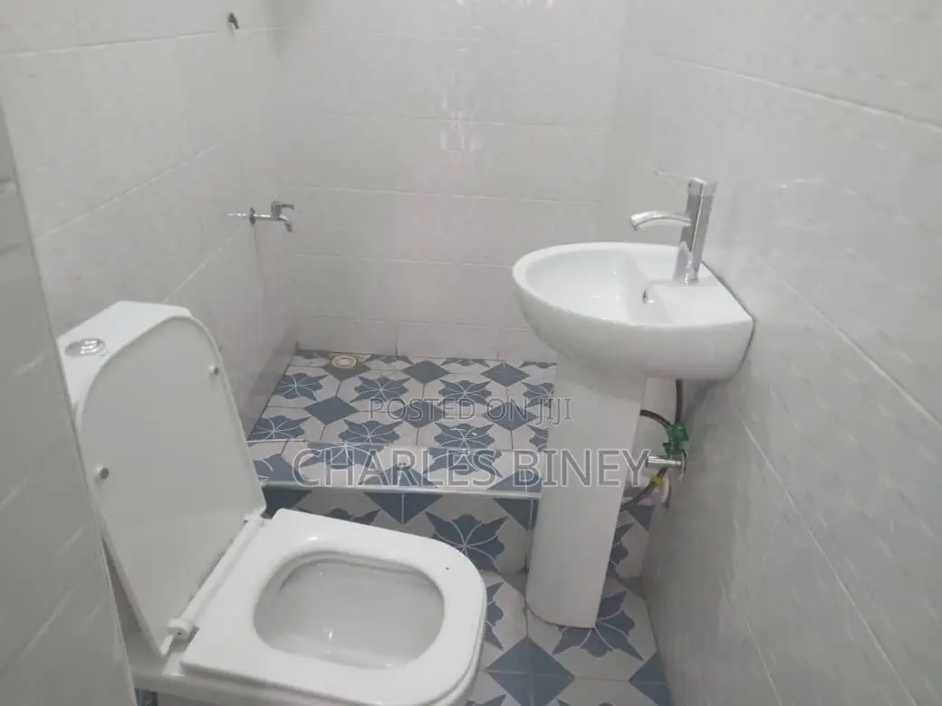 2bdrm Apartment in Old Barrier for rent