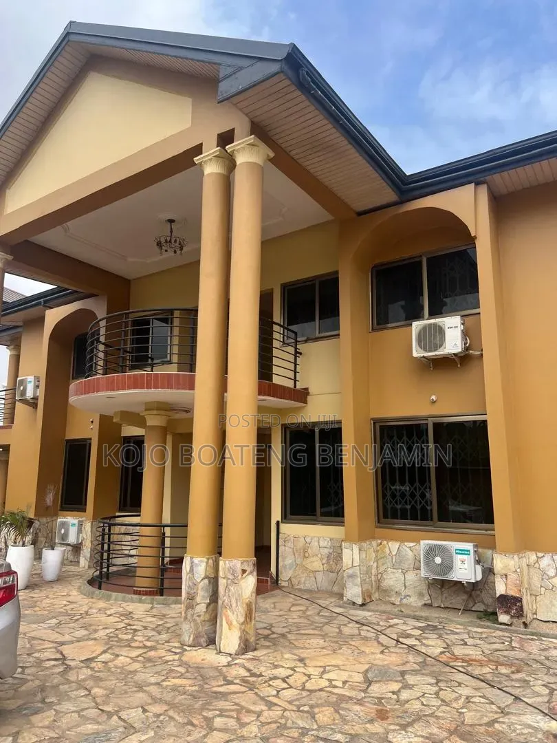 2bdrm Apartment in American House for rent