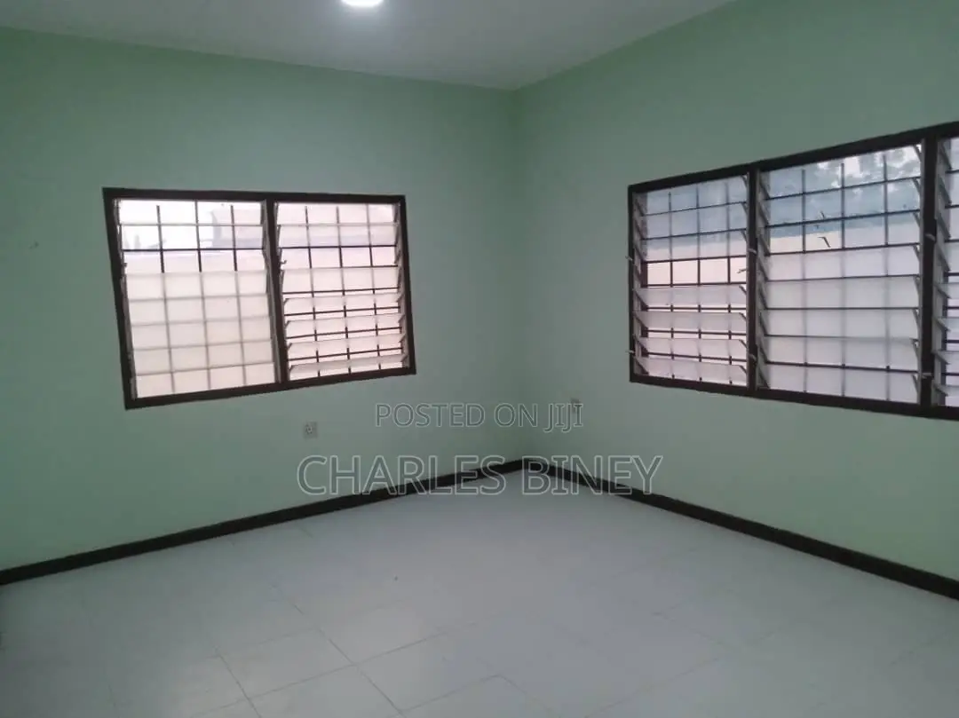 2bdrm Apartment in Old Barrier for rent