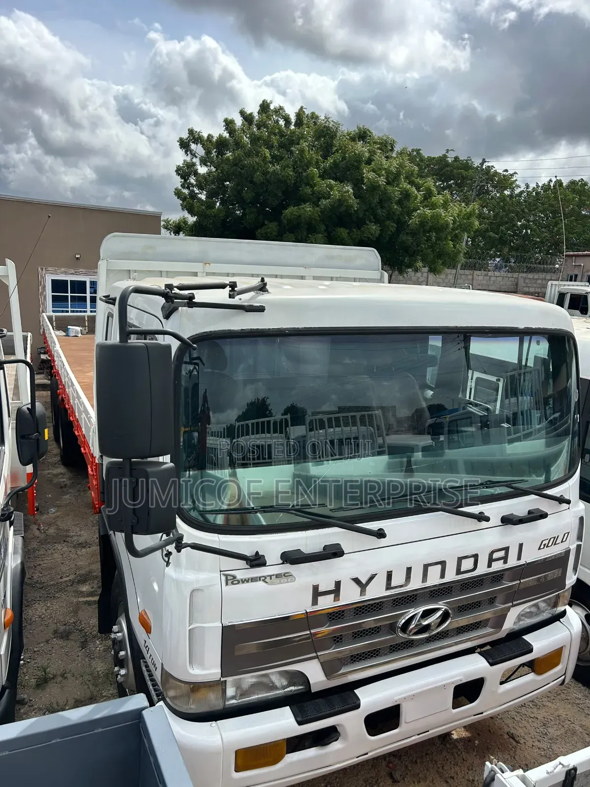 Hyundai 11 Tons