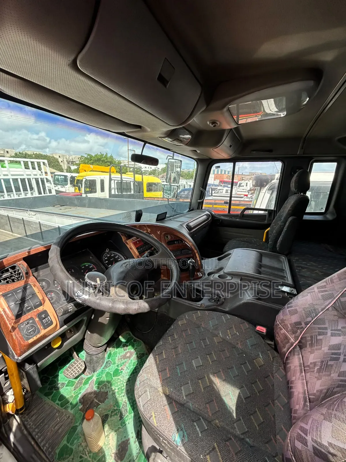 Hyundai 11 Tons
