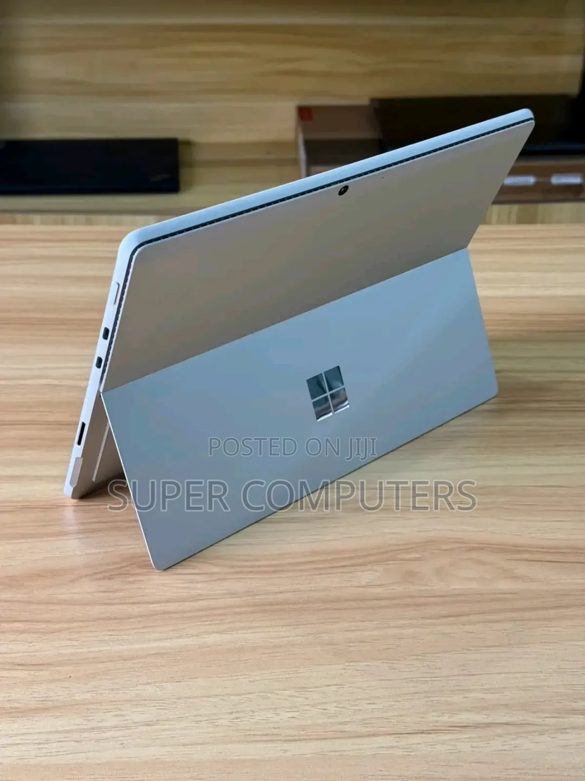 New Laptop Microsoft Surface Pro 8 16GB Intel Core i7 SSD 512GB