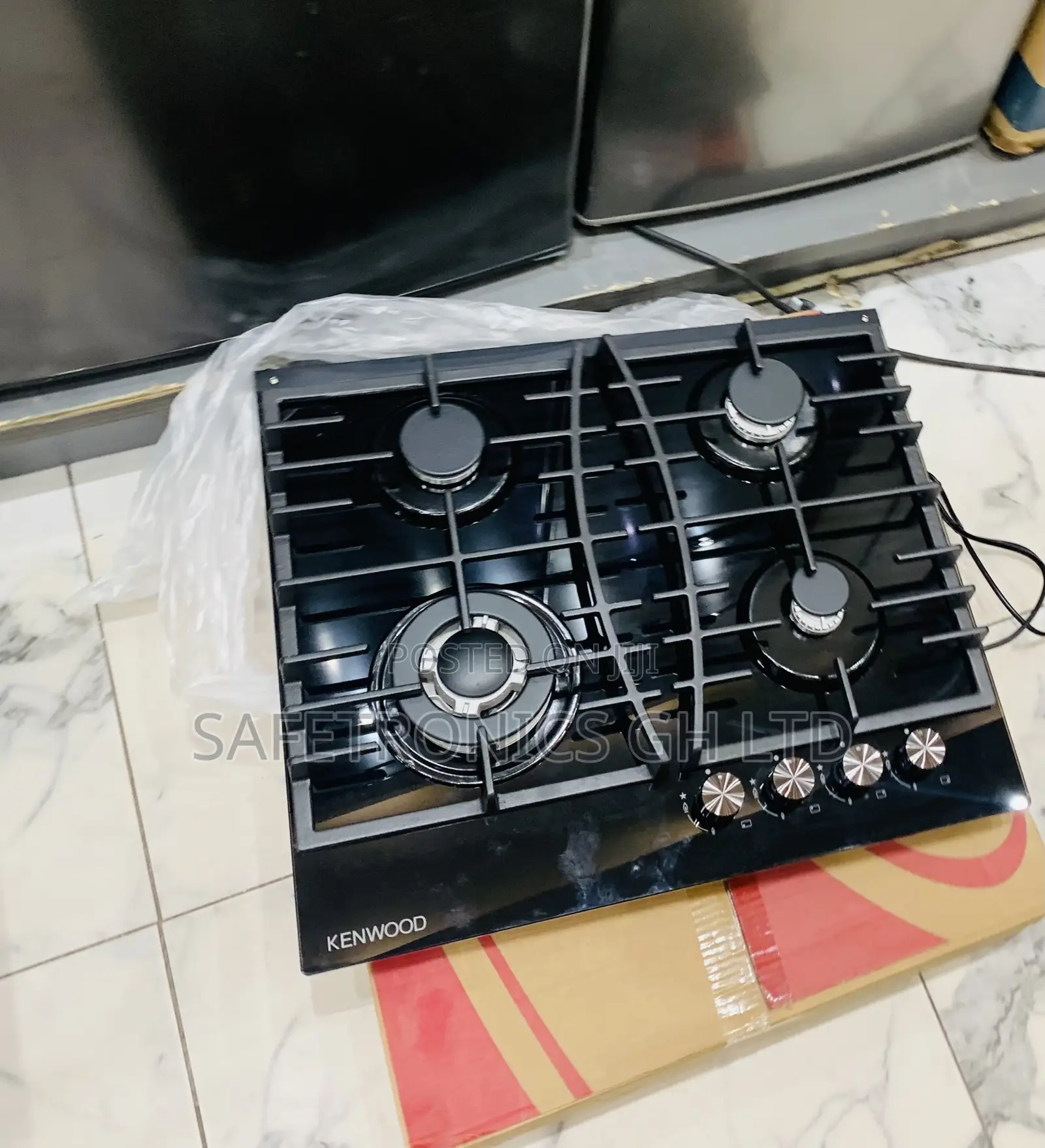 Newly Sleek Black Kenwood Inbuilt 4 Gas Hob