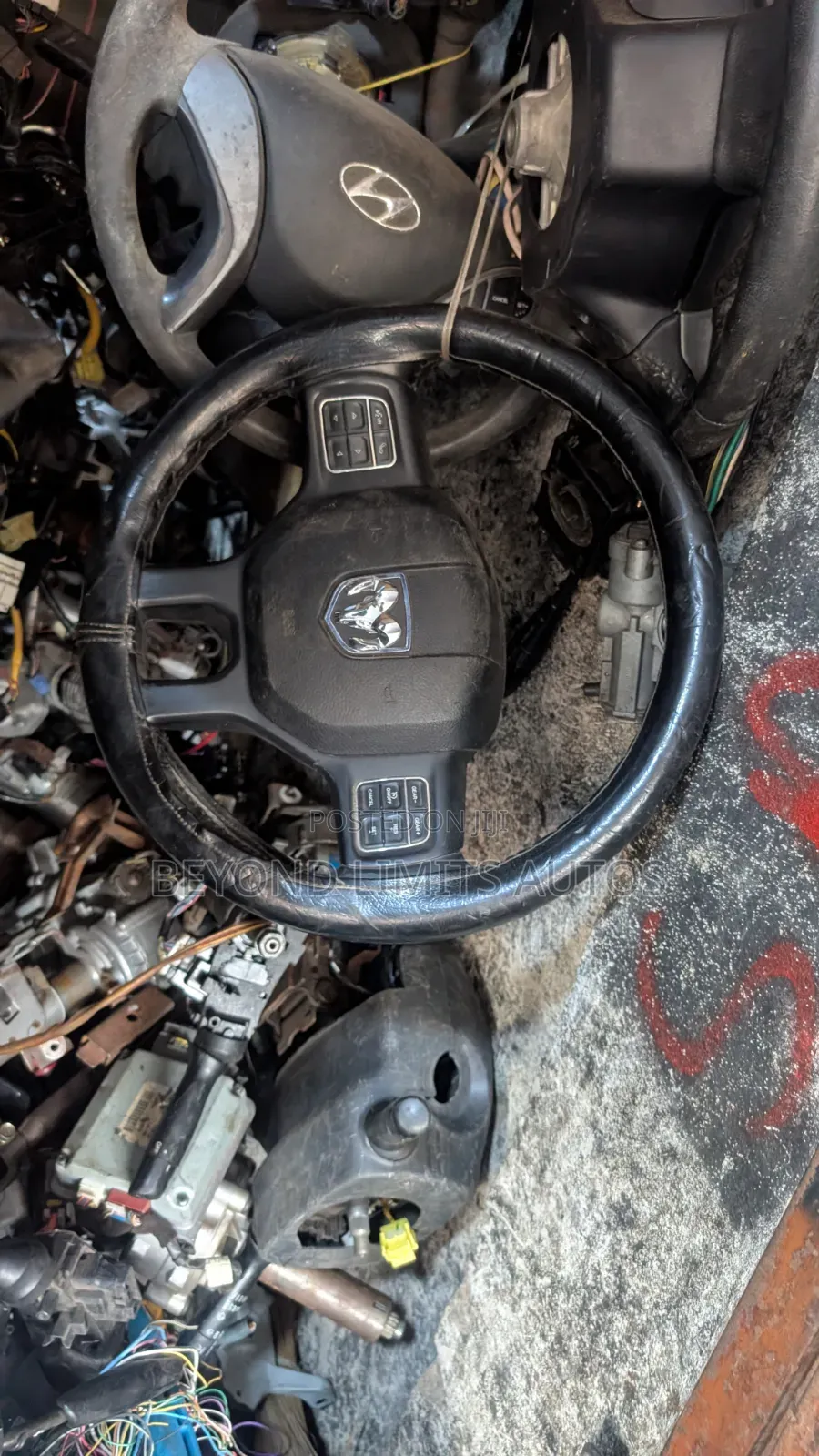 Dodge Ram 1500 / 2500 2014,2015,2016,2017,2018 Steering Wheel