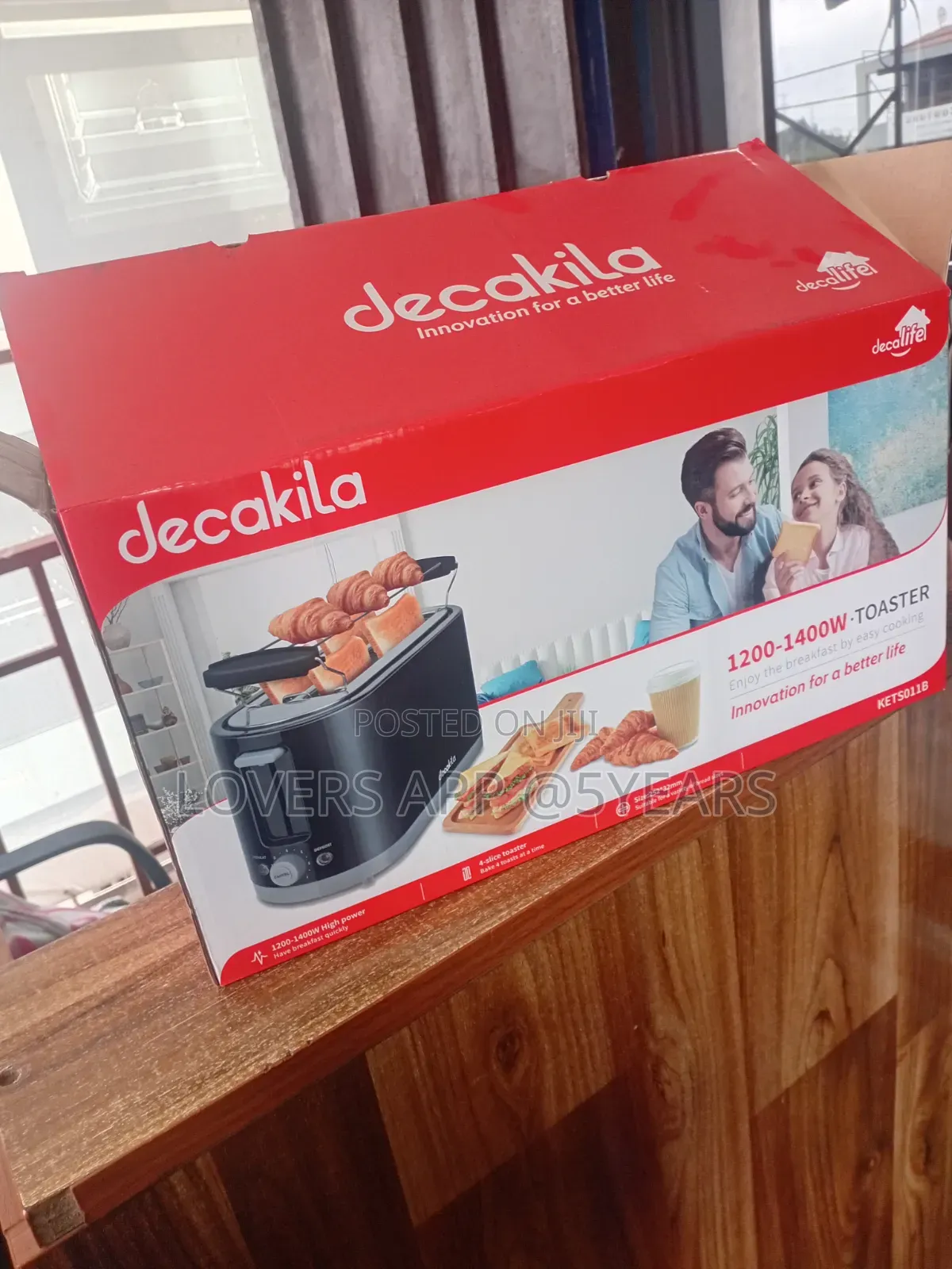 Decakila Toaster 1400w Stainless Steel Toaster.