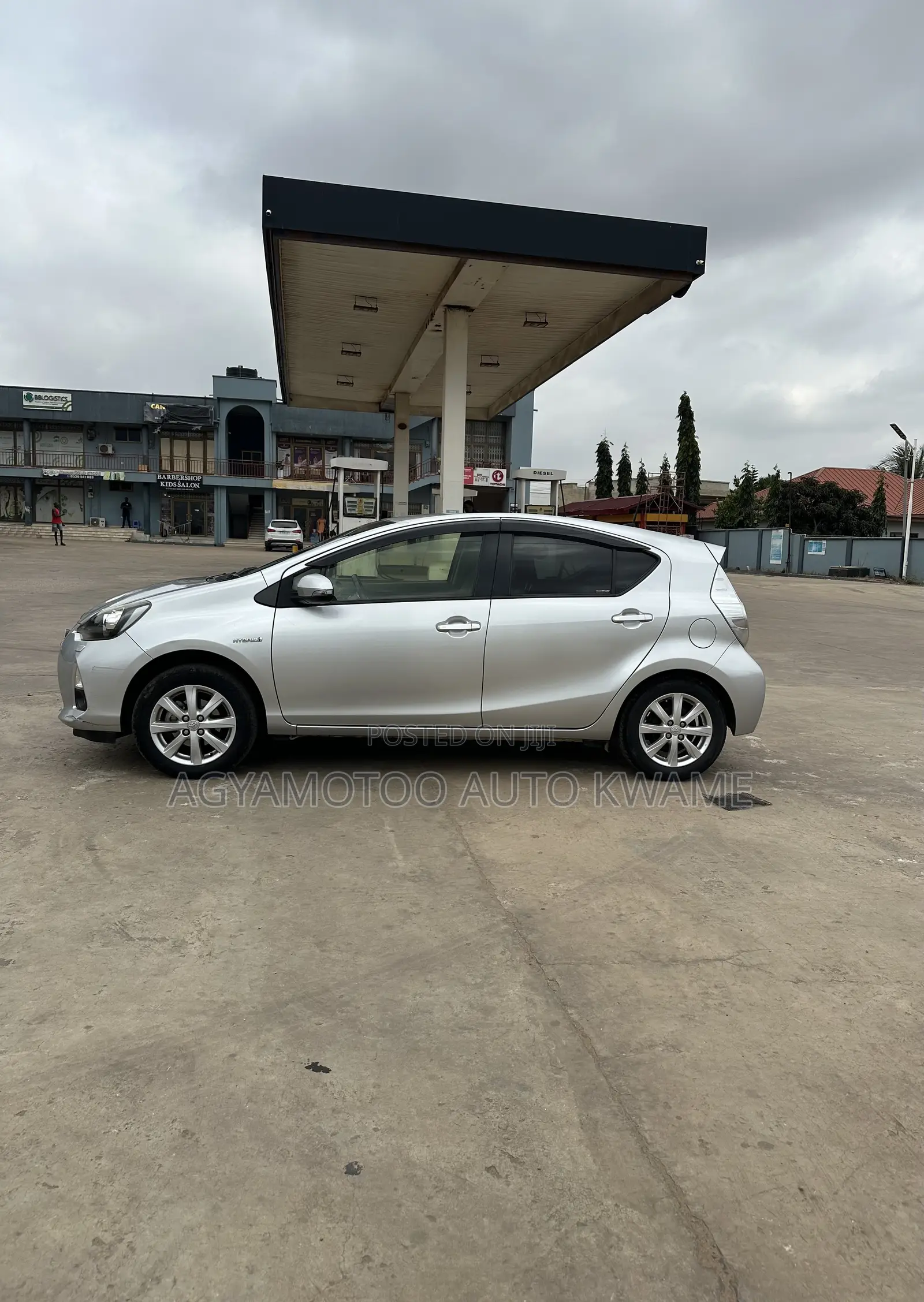 Toyota Aqua 2015 Silver
