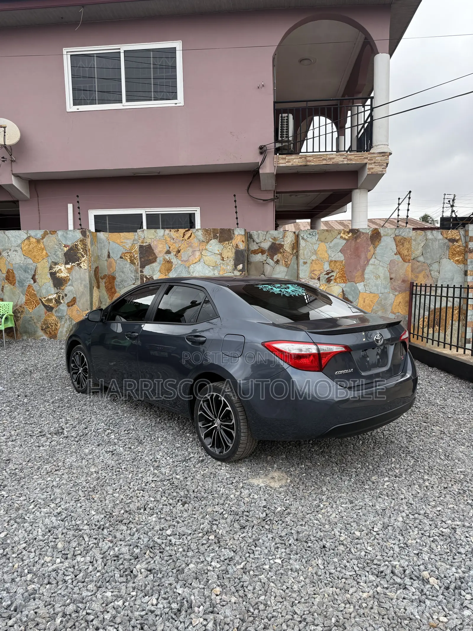 Toyota Corolla SE 4dr Sedan (1.8L 4cyl CVT) 2017 Gray
