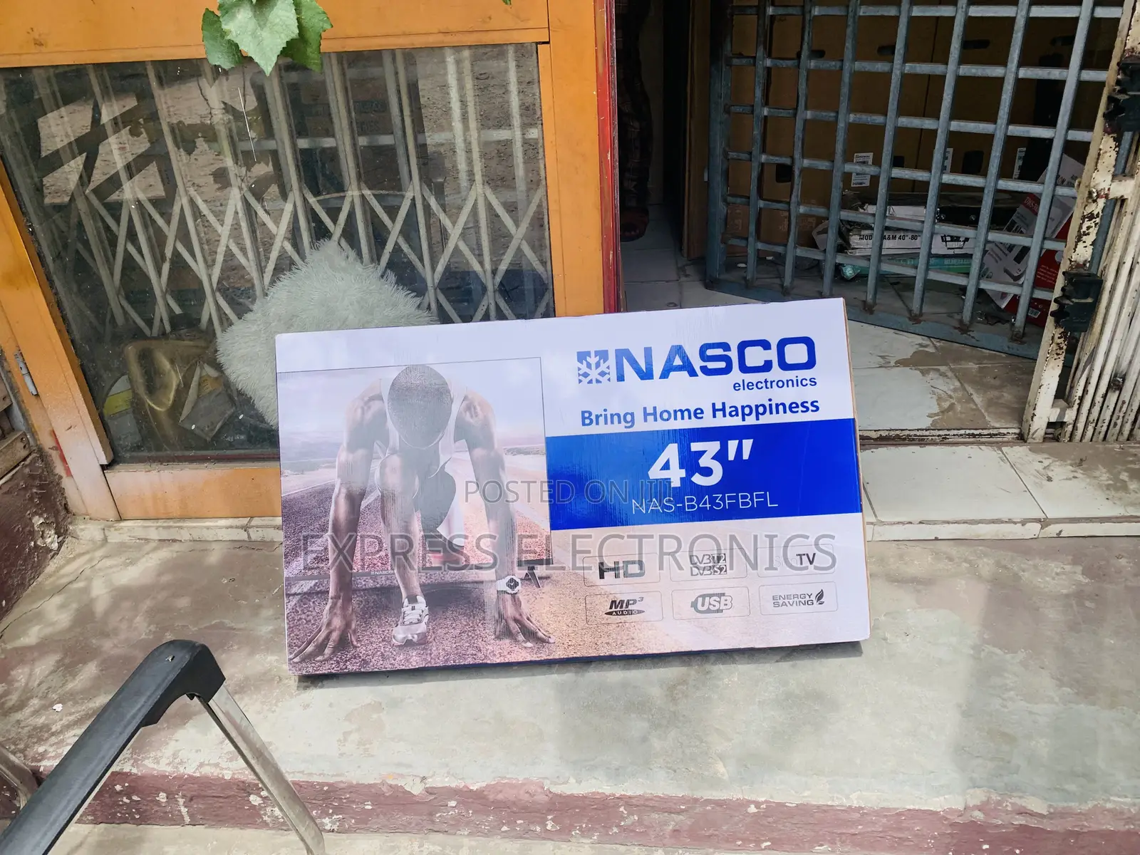 Quality Display Nasco 43′′ LED Digital Satellite FHD Flat-Screen