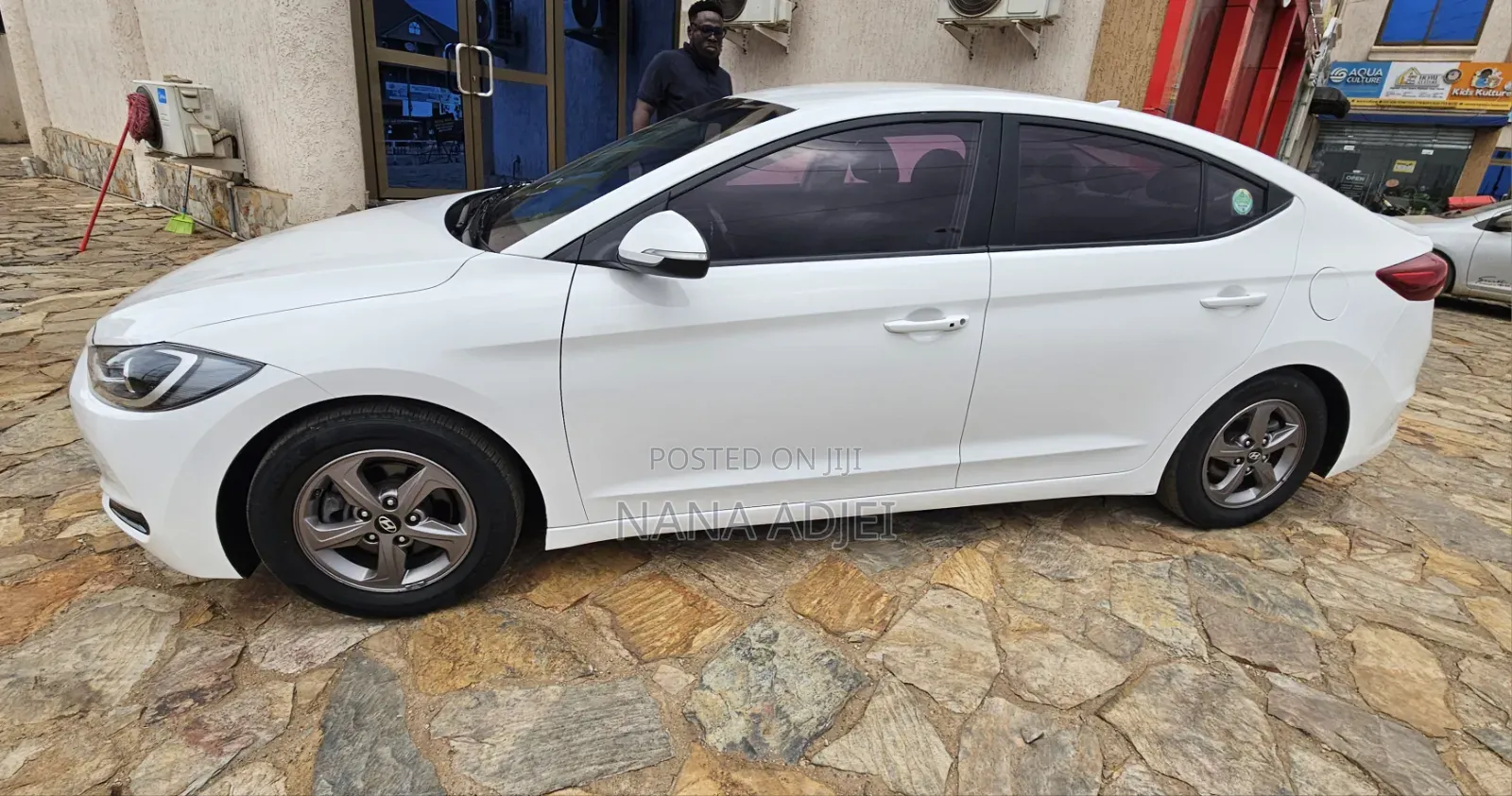 Hyundai Elantra 2018 White