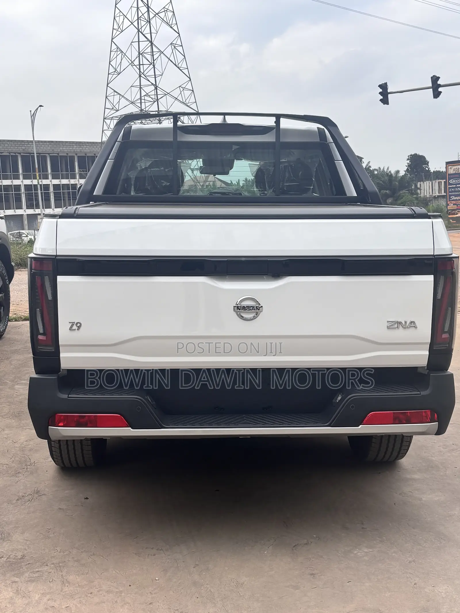 New Nissan Pick-Up 2025 White