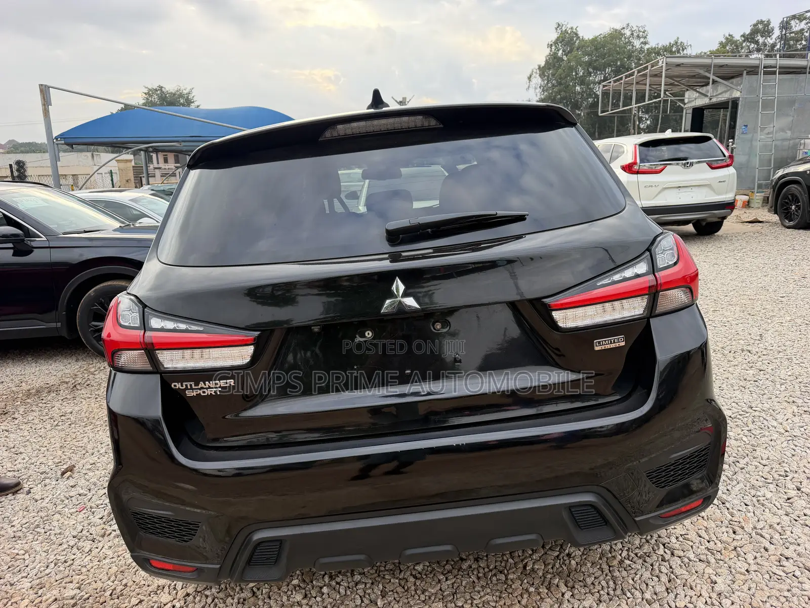 Mitsubishi Outlander 2021 Black