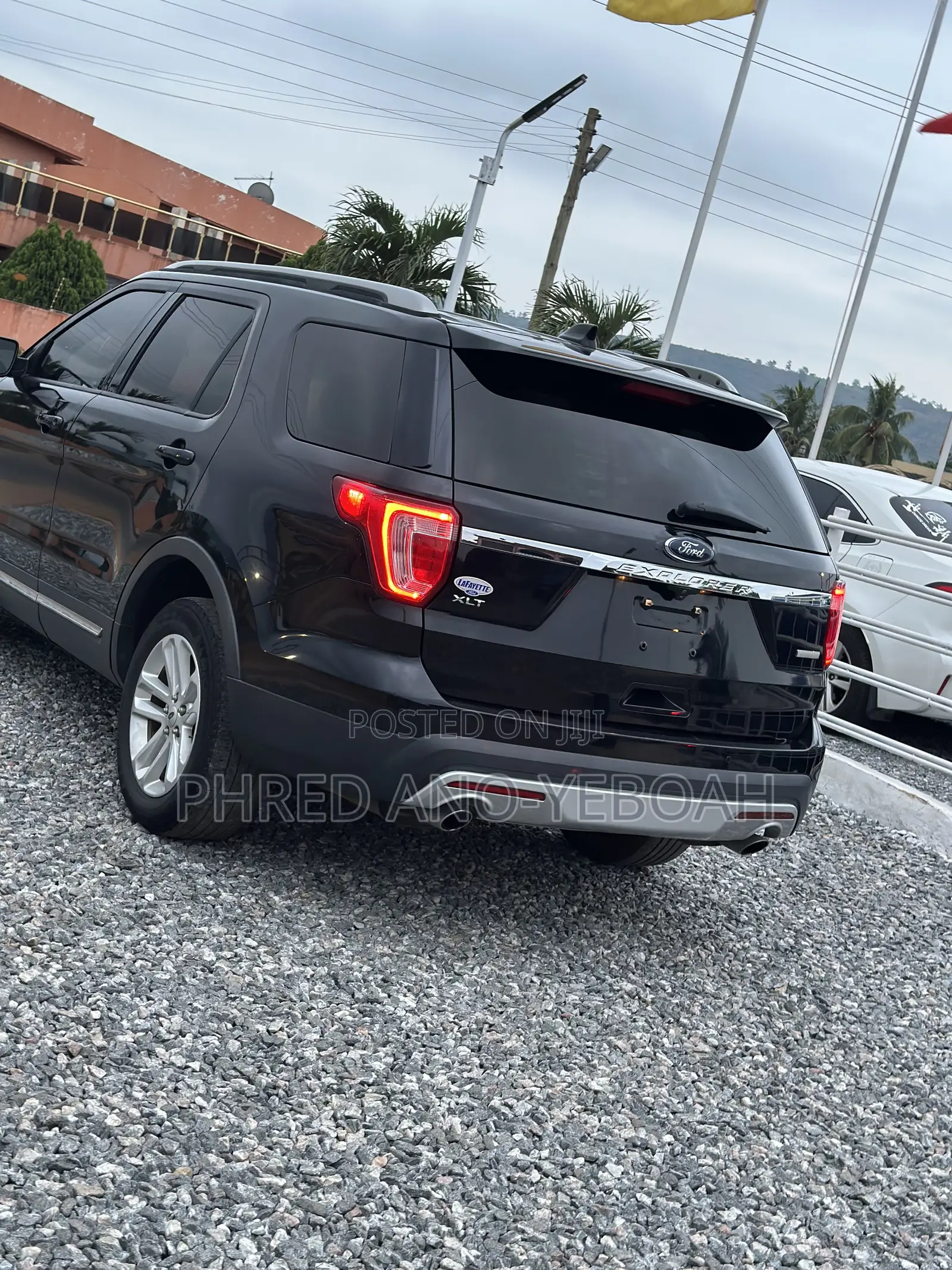 Ford Explorer XLT 4dr 4x4 (2.3L 4cyl 6A) 2017 Black