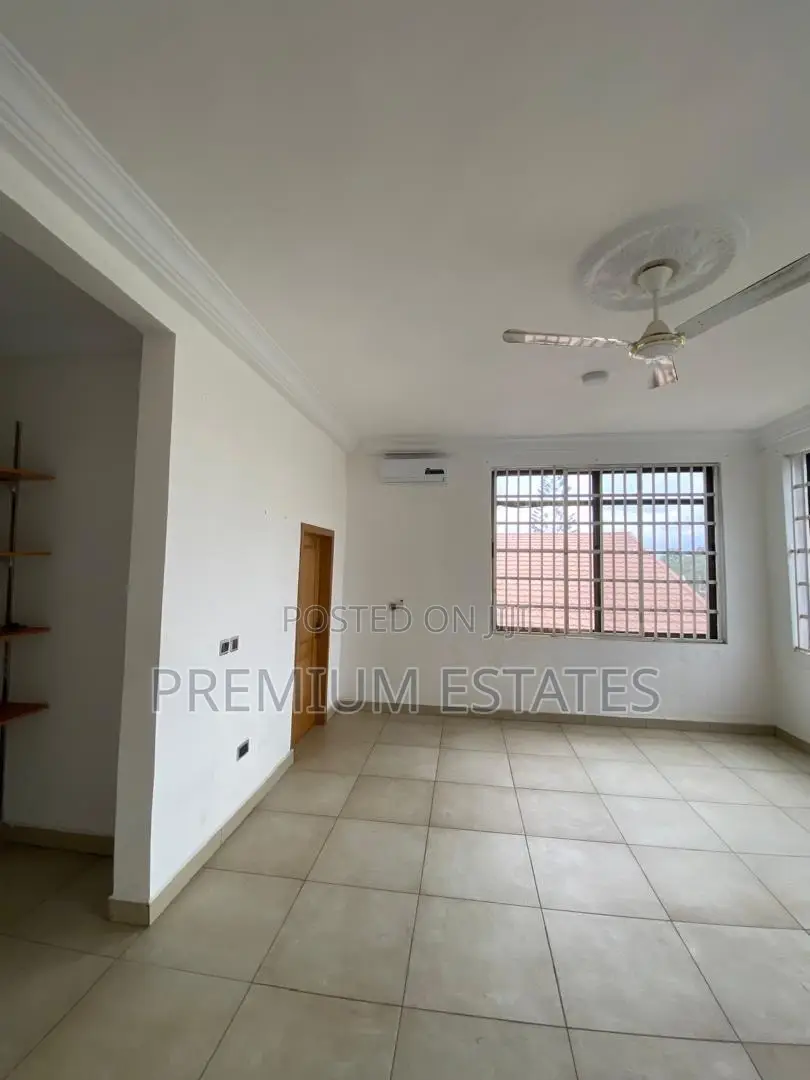 3bdrm Apartment in Adjiriganor for rent
