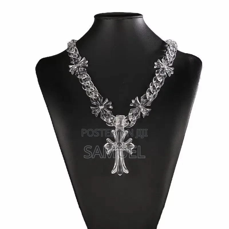 Necklace Cgrine Hearts