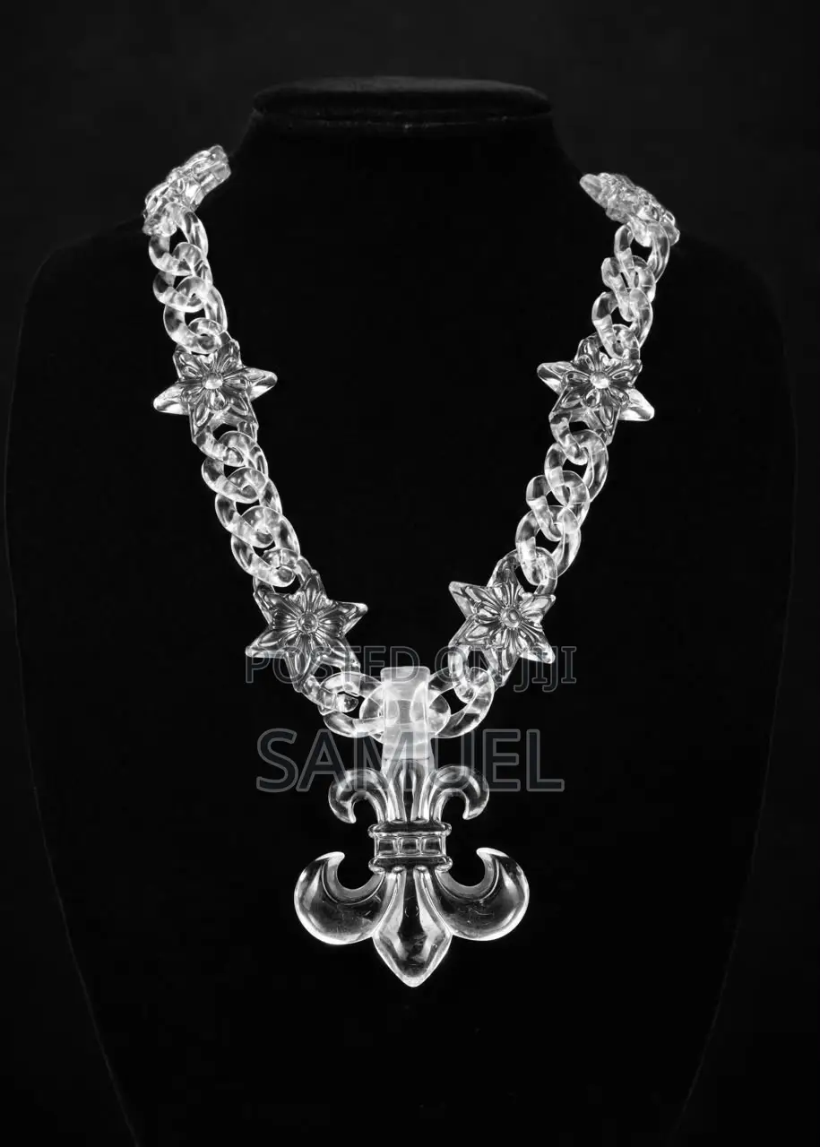 Necklace Cgrine Hearts
