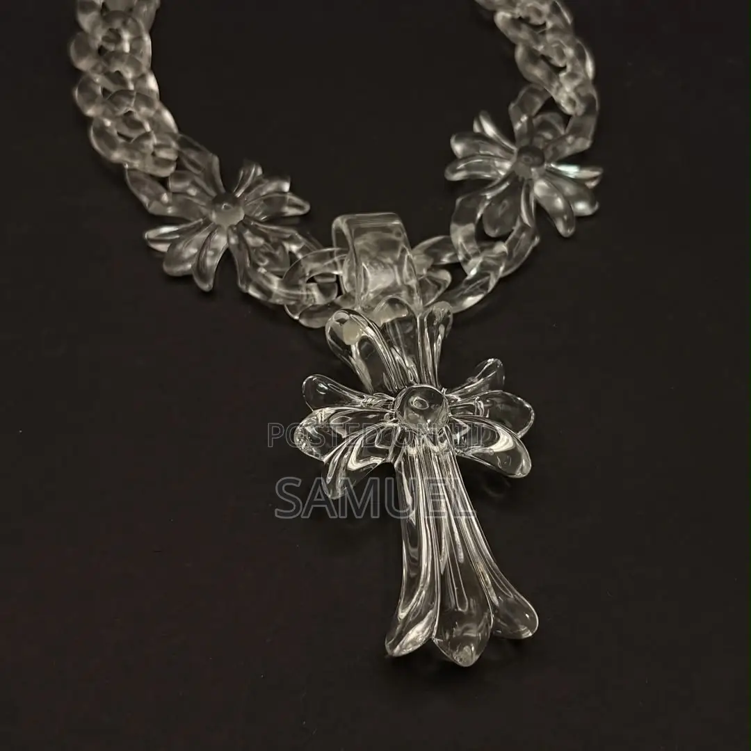 Necklace Cgrine Hearts