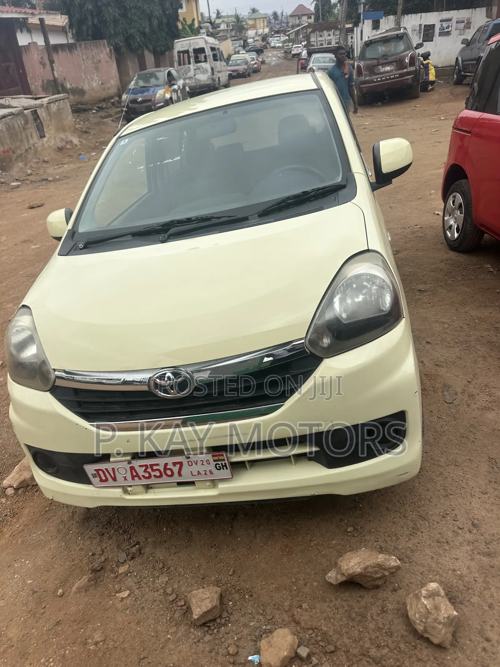 Toyota Pixis Epoch 660 FWD 2012 Yellow