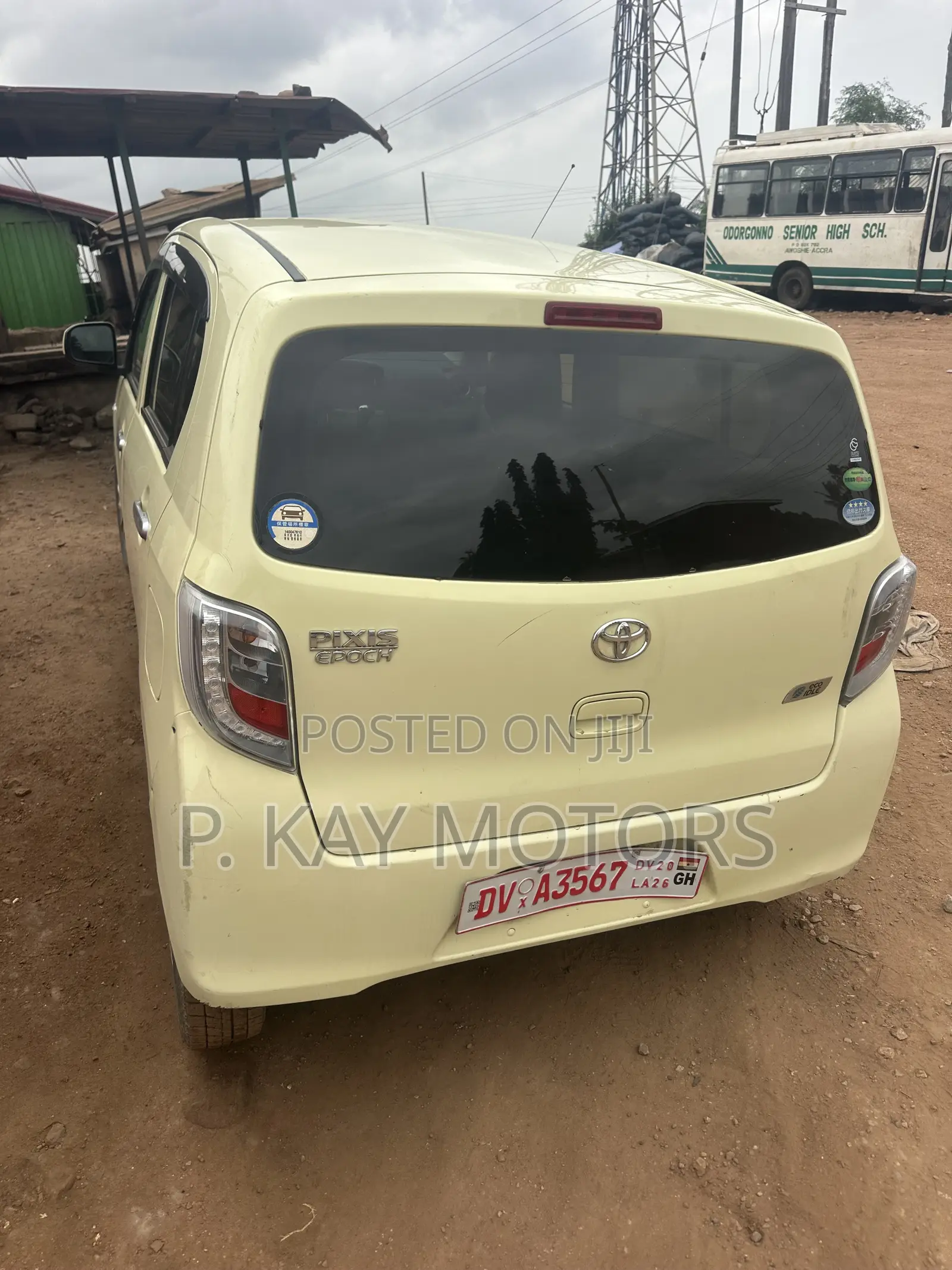 Toyota Pixis Epoch 660 FWD 2012 Yellow