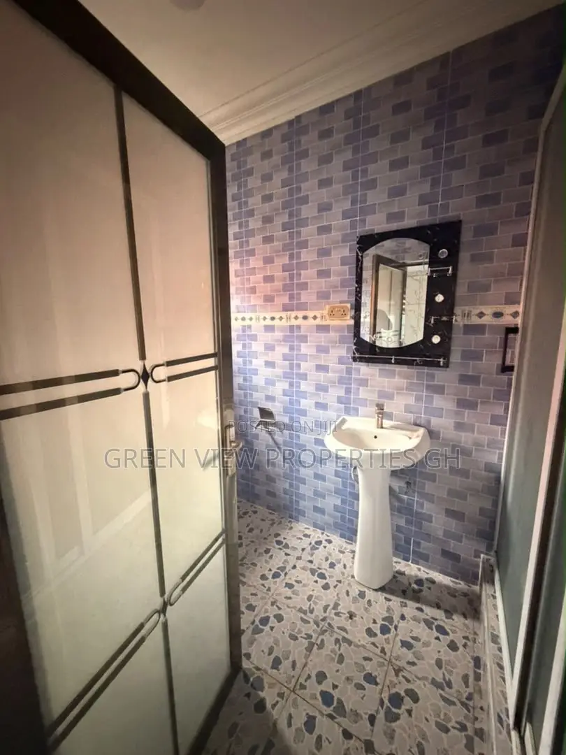 3bdrm House in Ga South Municipal for rent