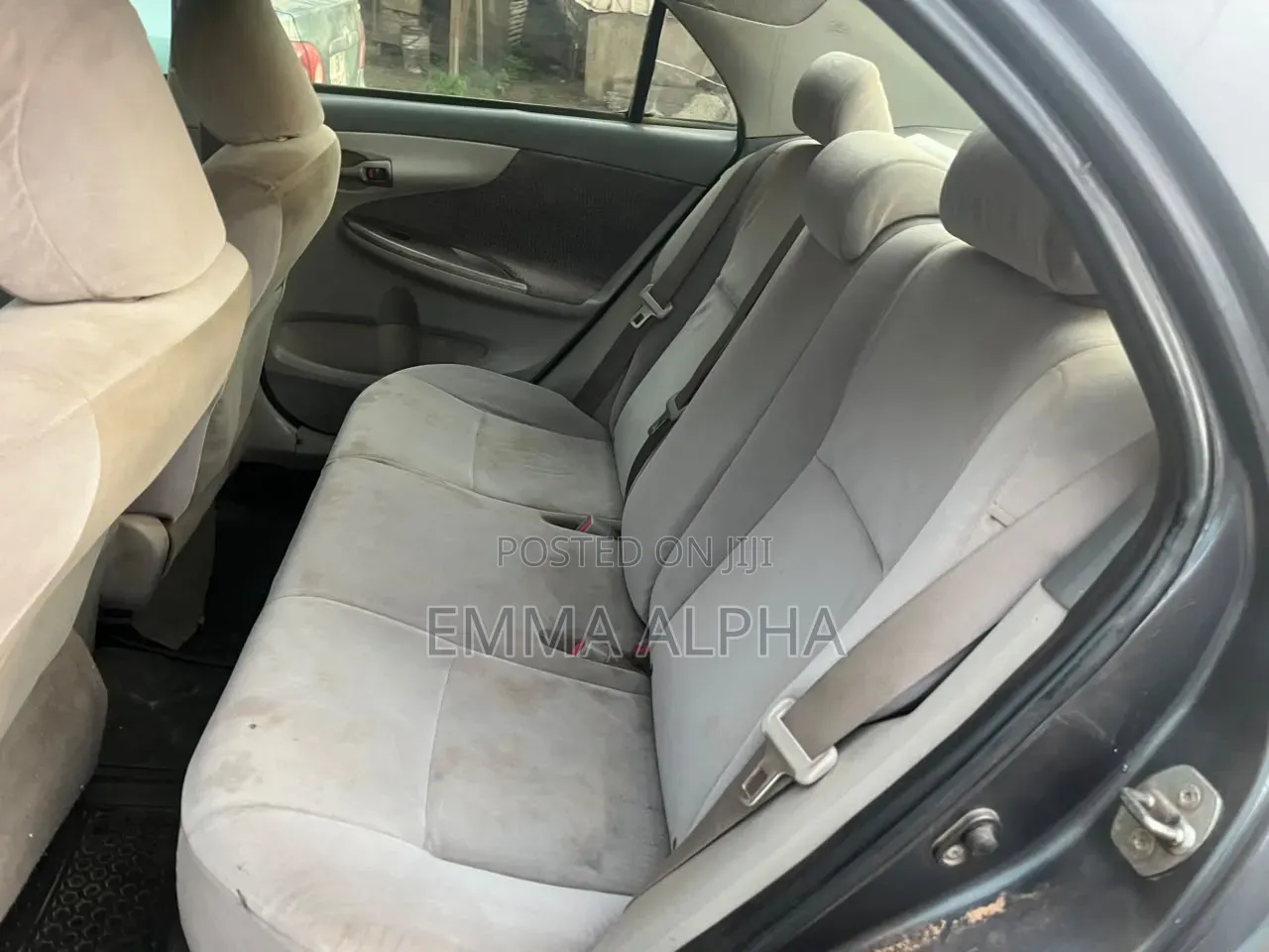 Toyota Corolla 2010 Gray
