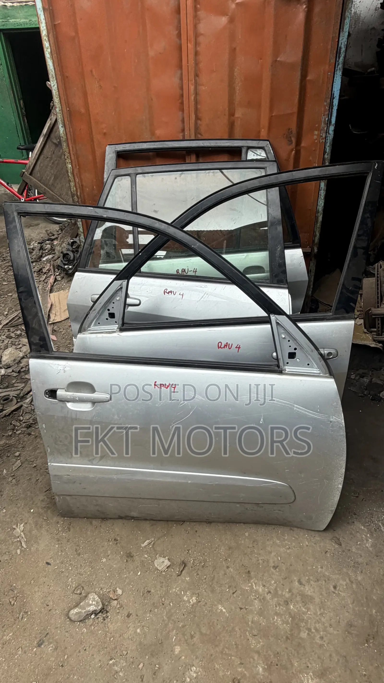 Toyota RAV4 Doors Set 2000,2001,2002,2003,2004,2005