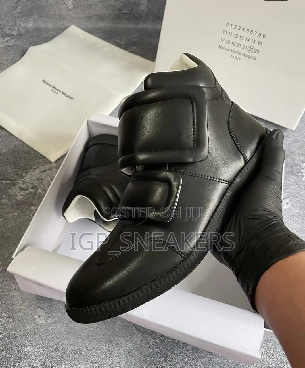 Maison Margiela Clinic