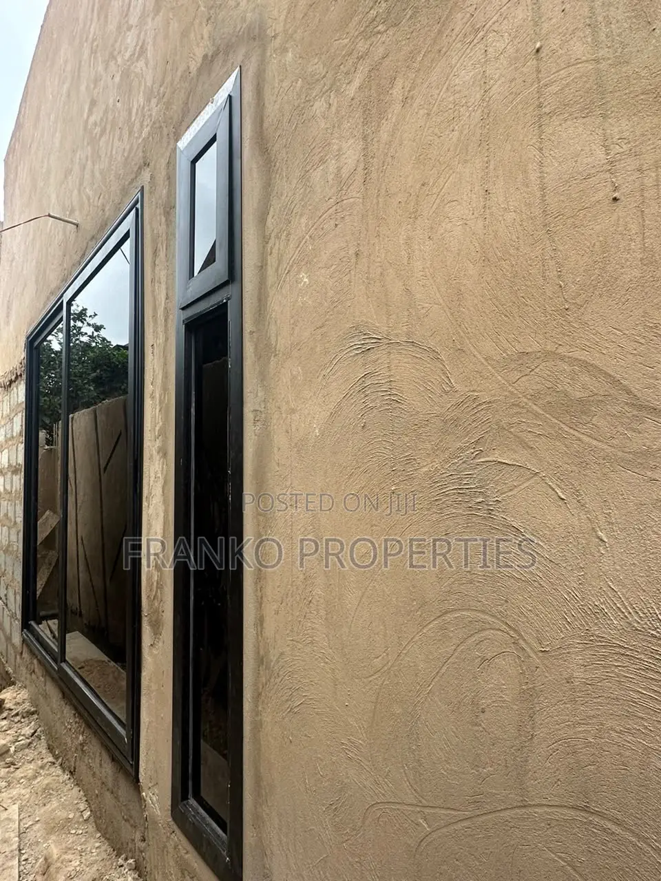 2bdrm House in Franko Properties, Amasaman for sale