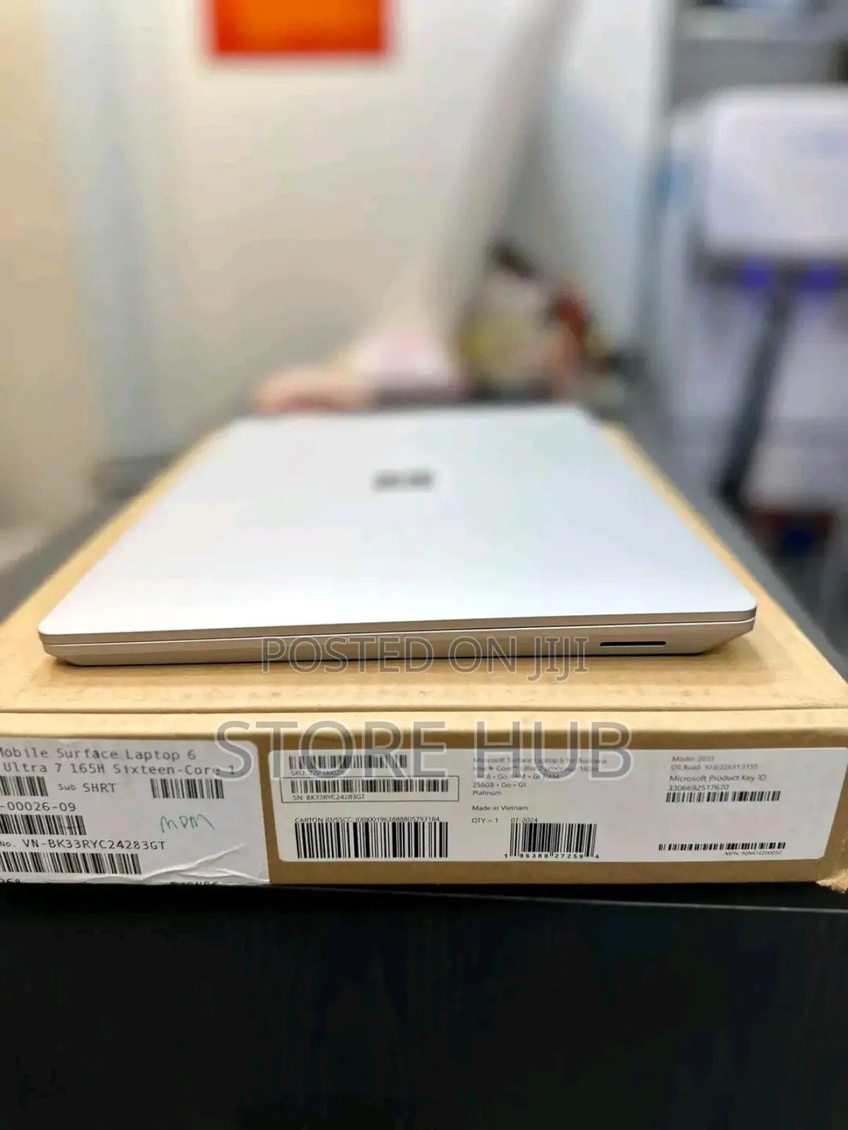 New Laptop Microsoft Surface Laptop 16GB Intel Core i7 SSD 512GB