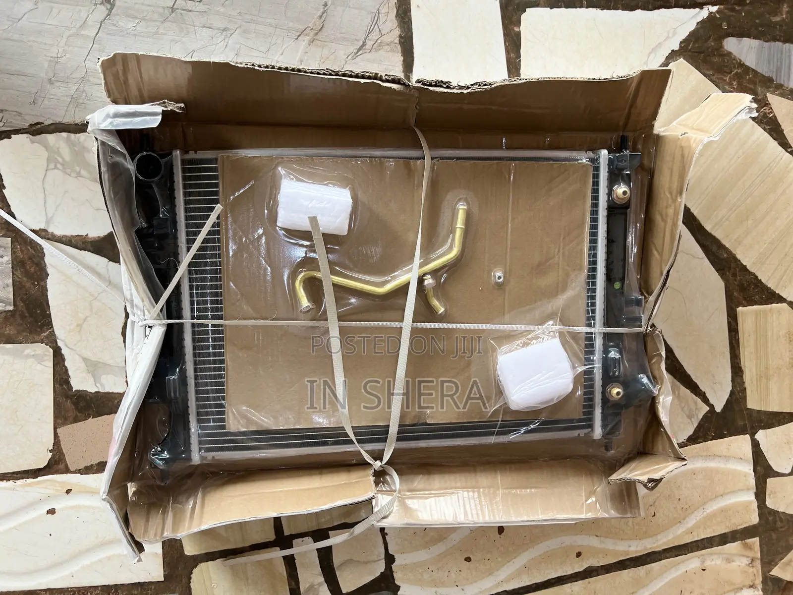 Hyundai Electra Radiator Water Tank 2013