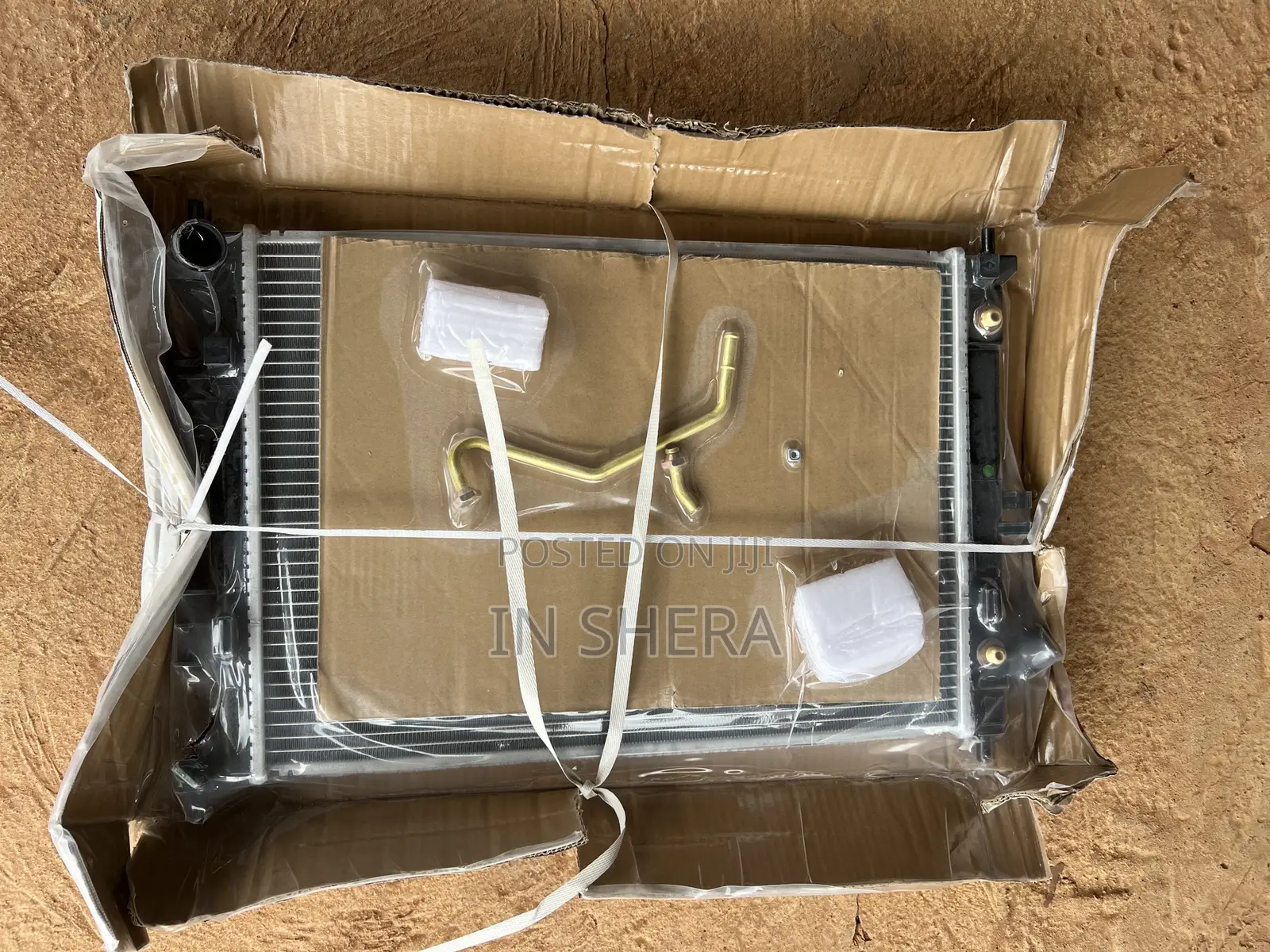 Hyundai Electra Radiator Water Tank 2013