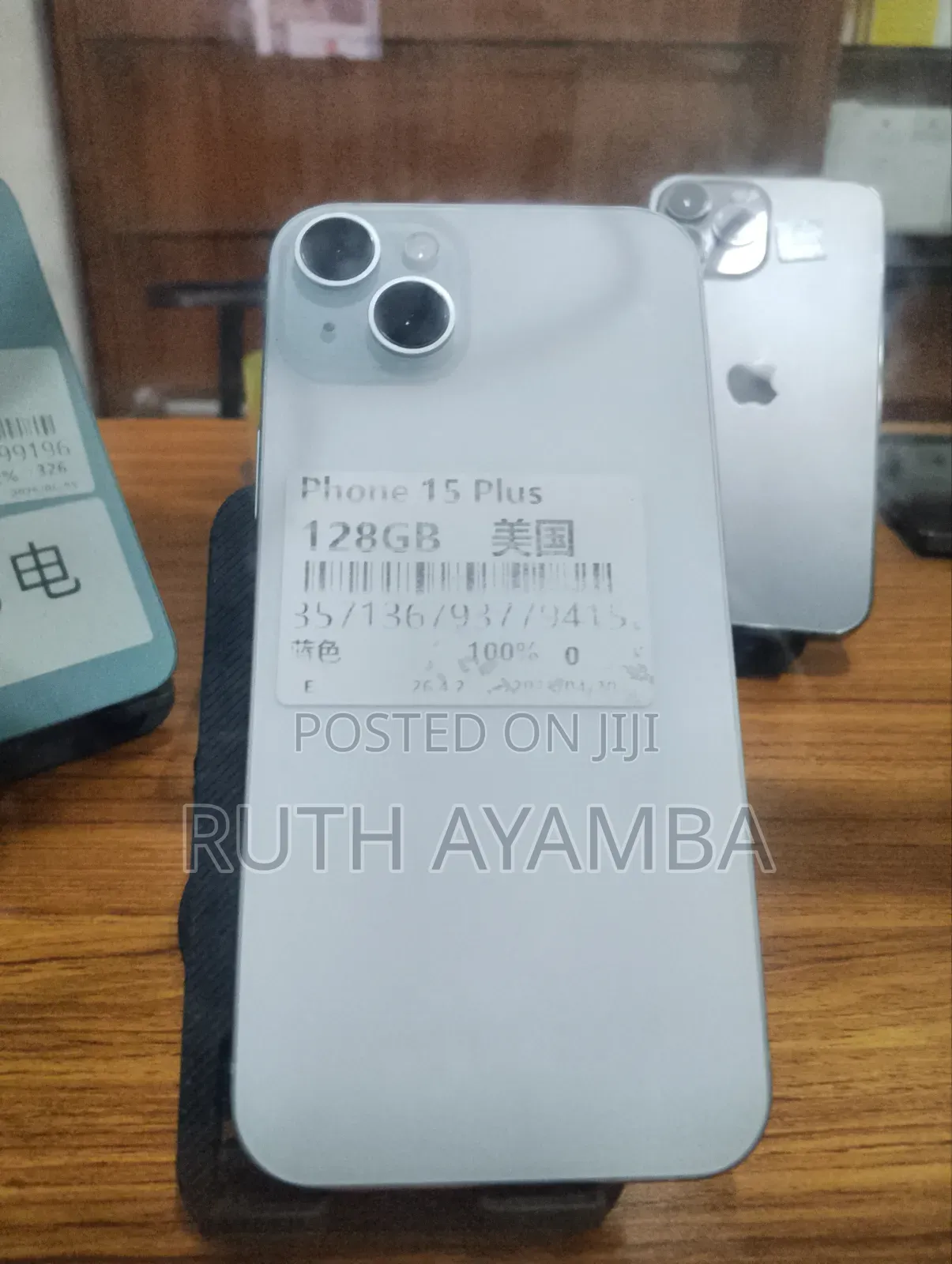 New Apple iPhone 15 Plus 128 GB Silver
