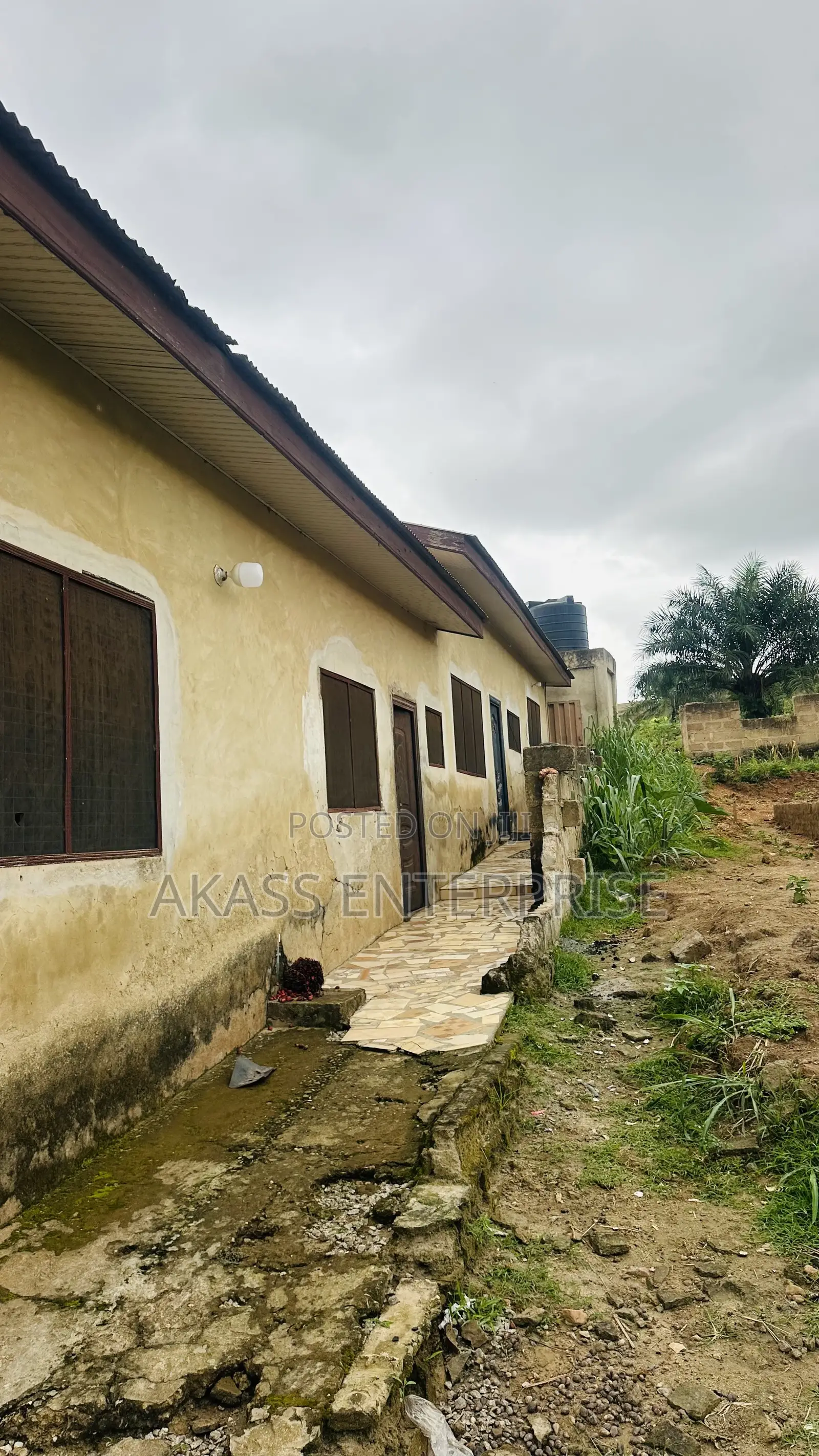 Furnished 5bdrm House in Atwima Kwanwoma for sale