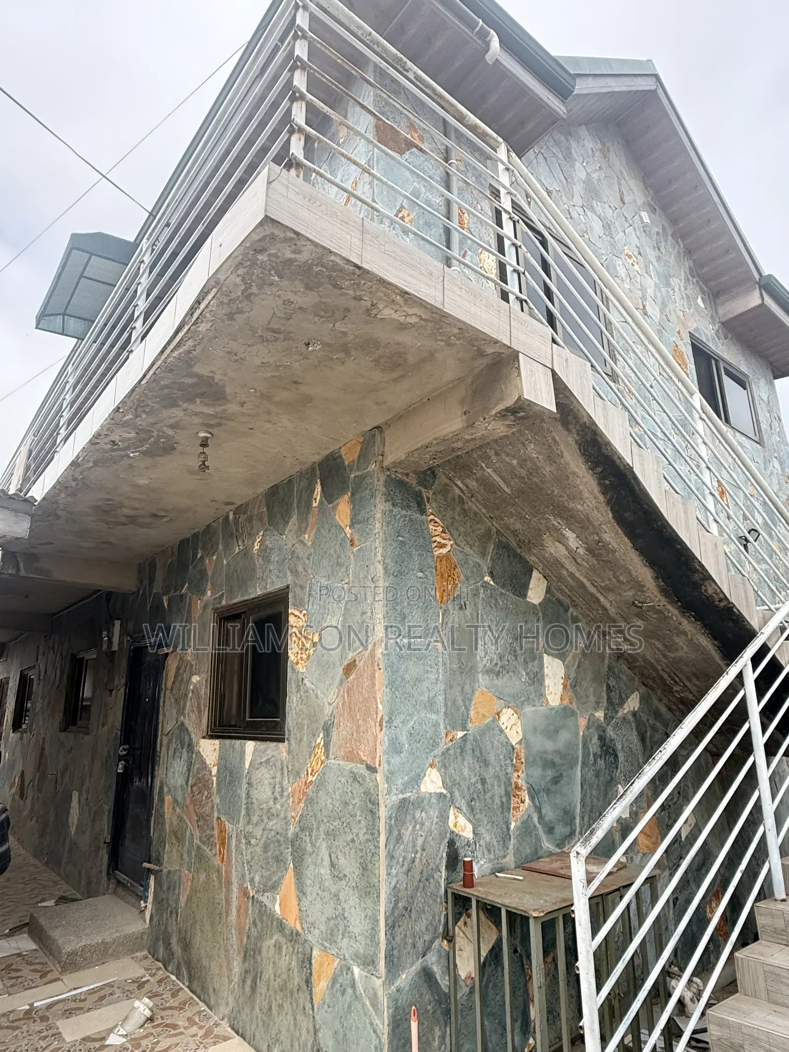 2bdrm Apartment in Kotobabi Area, Spintex for rent