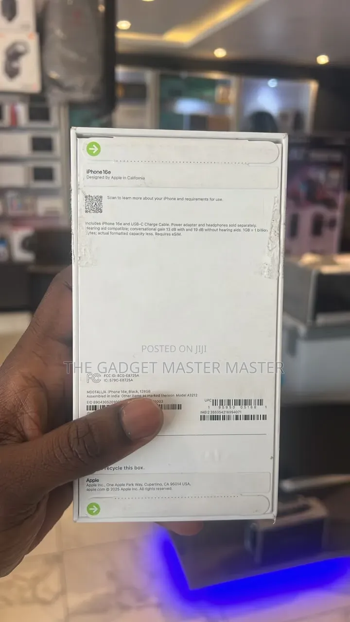 New Apple iPhone 16e 128 GB