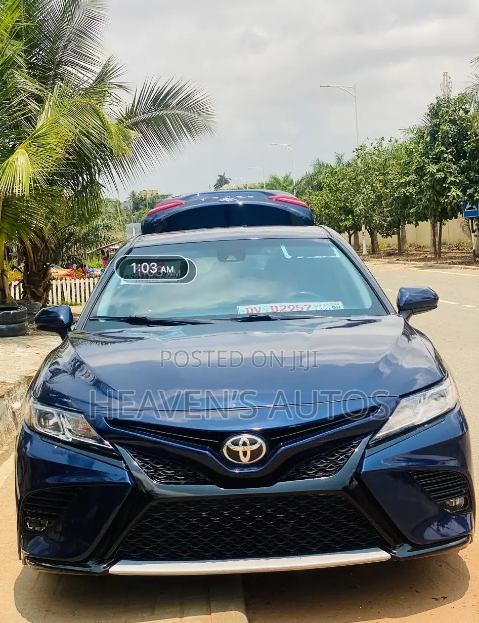 Toyota Camry 2021 Blue