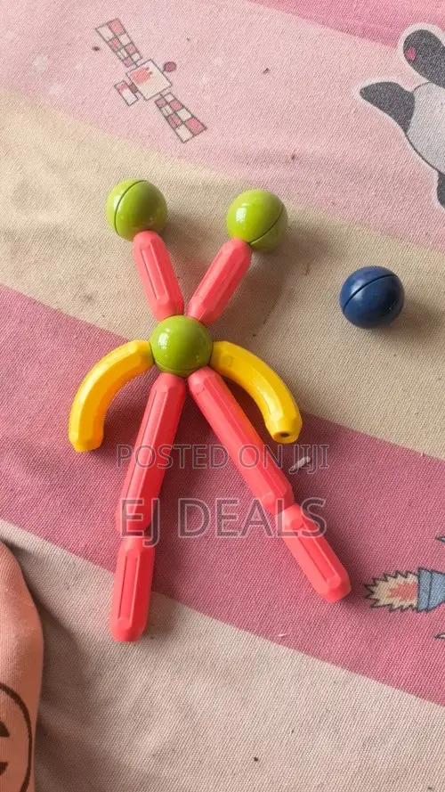 Magnetic Building Blocks With Balls 72pcs With Storage Box