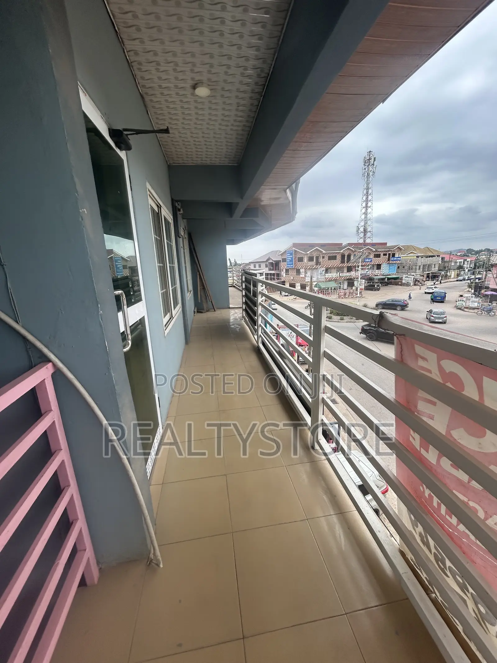 1bdrm Apartment in Realtor Store, Accra Metropolitan for rent