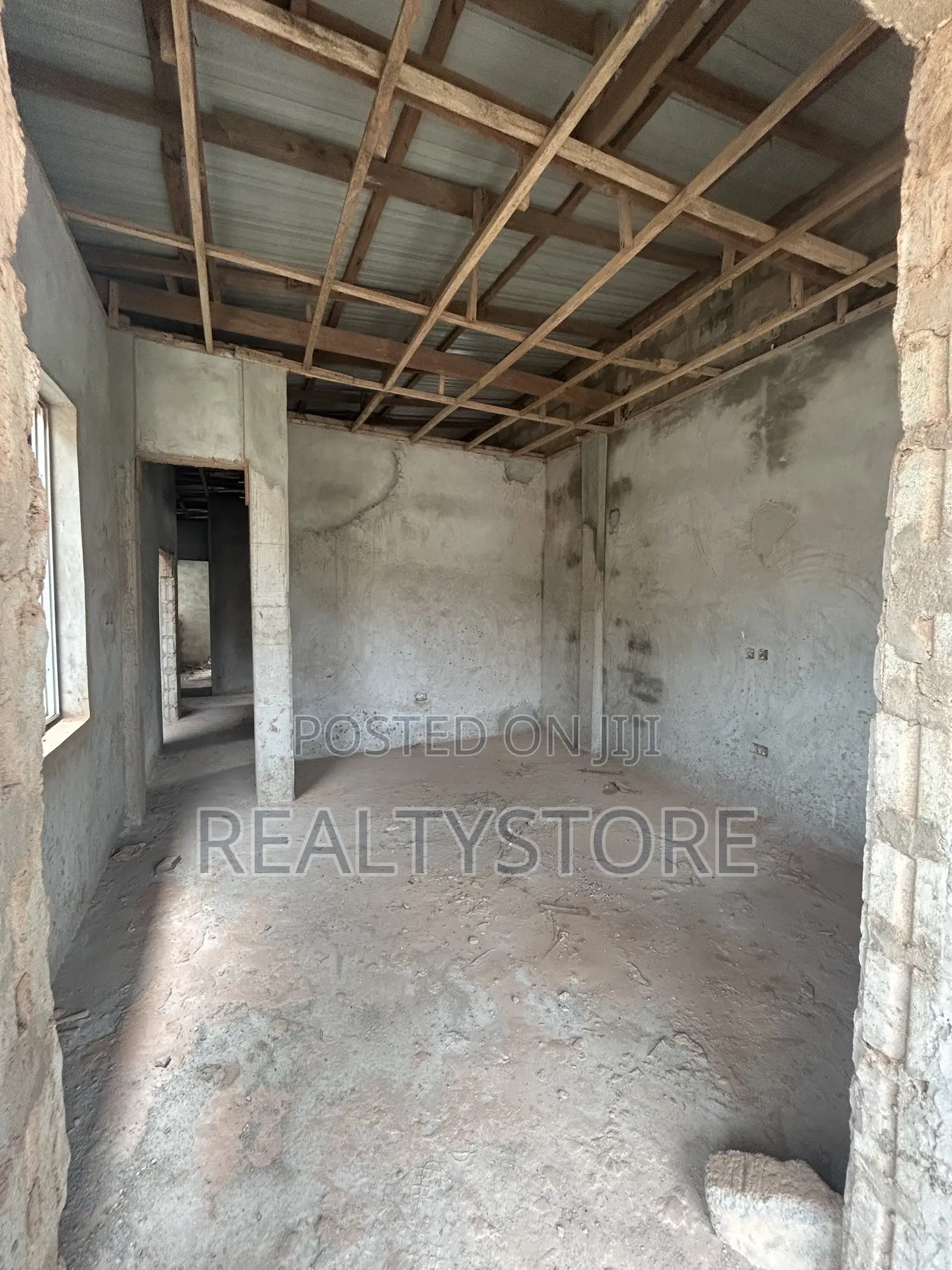 3bdrm House in Kwabenya, Accra Metropolitan for sale