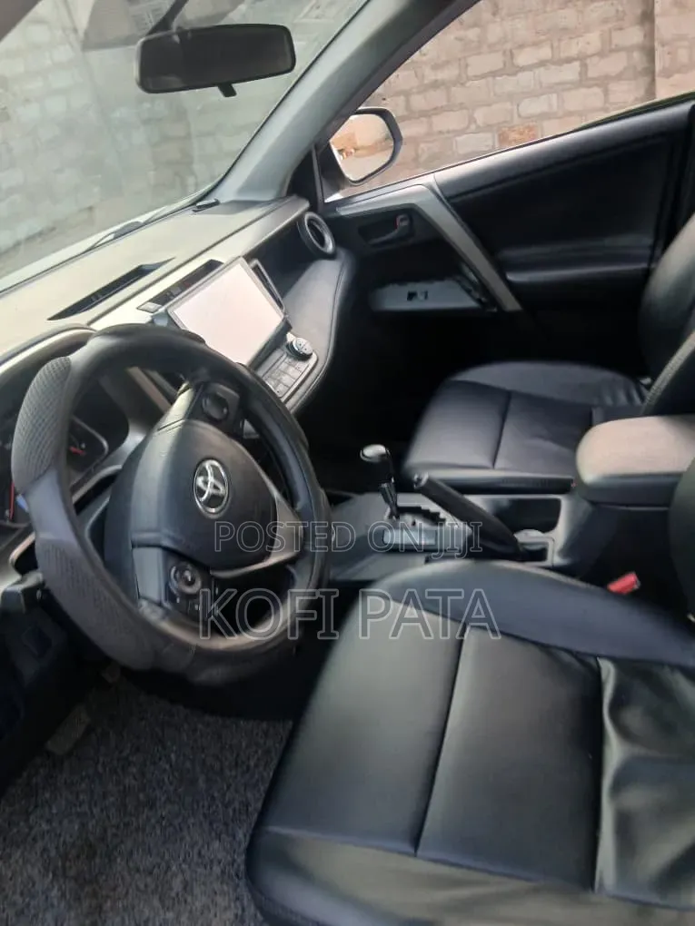 Toyota RAV4 2015 Silver