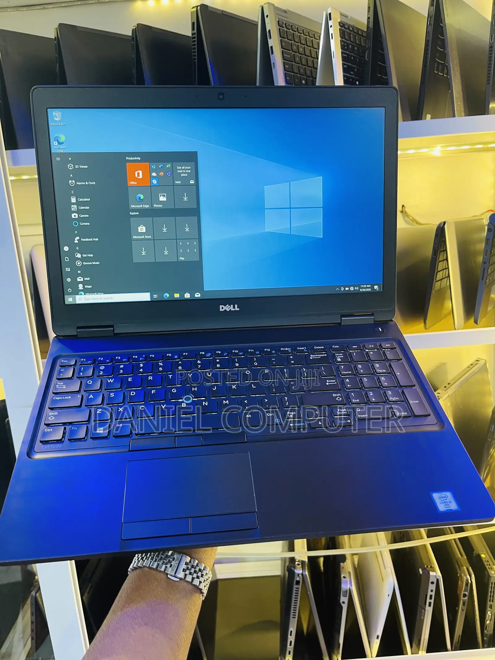 Laptop Dell Inspiron 15 5580 8GB Intel Core i5 SSD 256GB