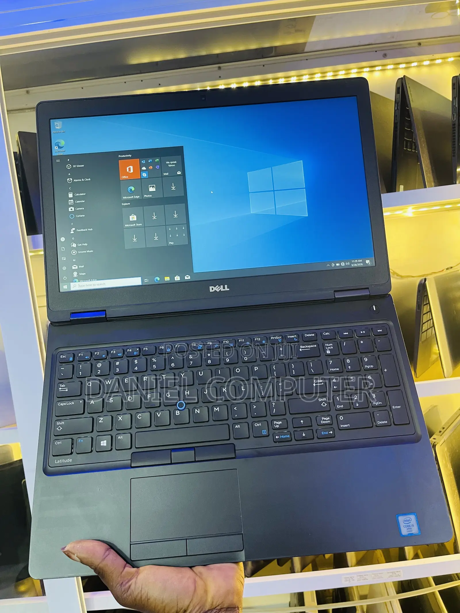 Laptop Dell Inspiron 15 5580 8GB Intel Core i5 SSD 256GB