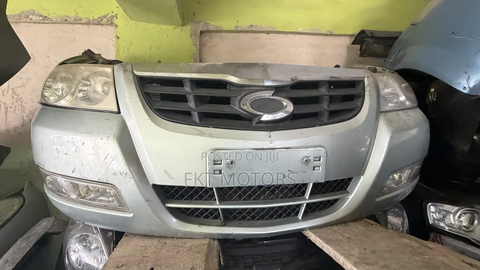 Nissan Sunny Front Cut / SM3 2006,2007,2008,2009,