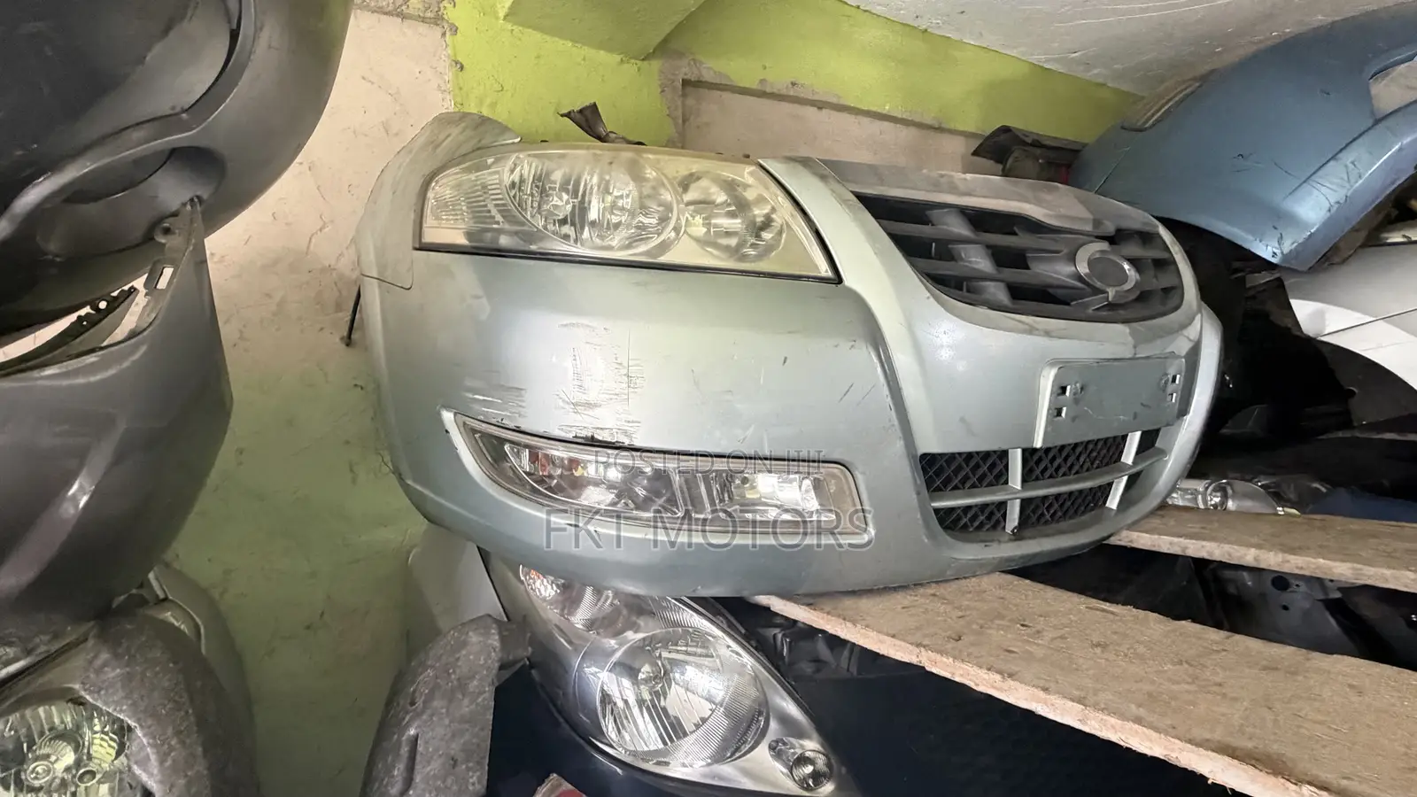 Nissan Sunny Front Cut / SM3 2006,2007,2008,2009,