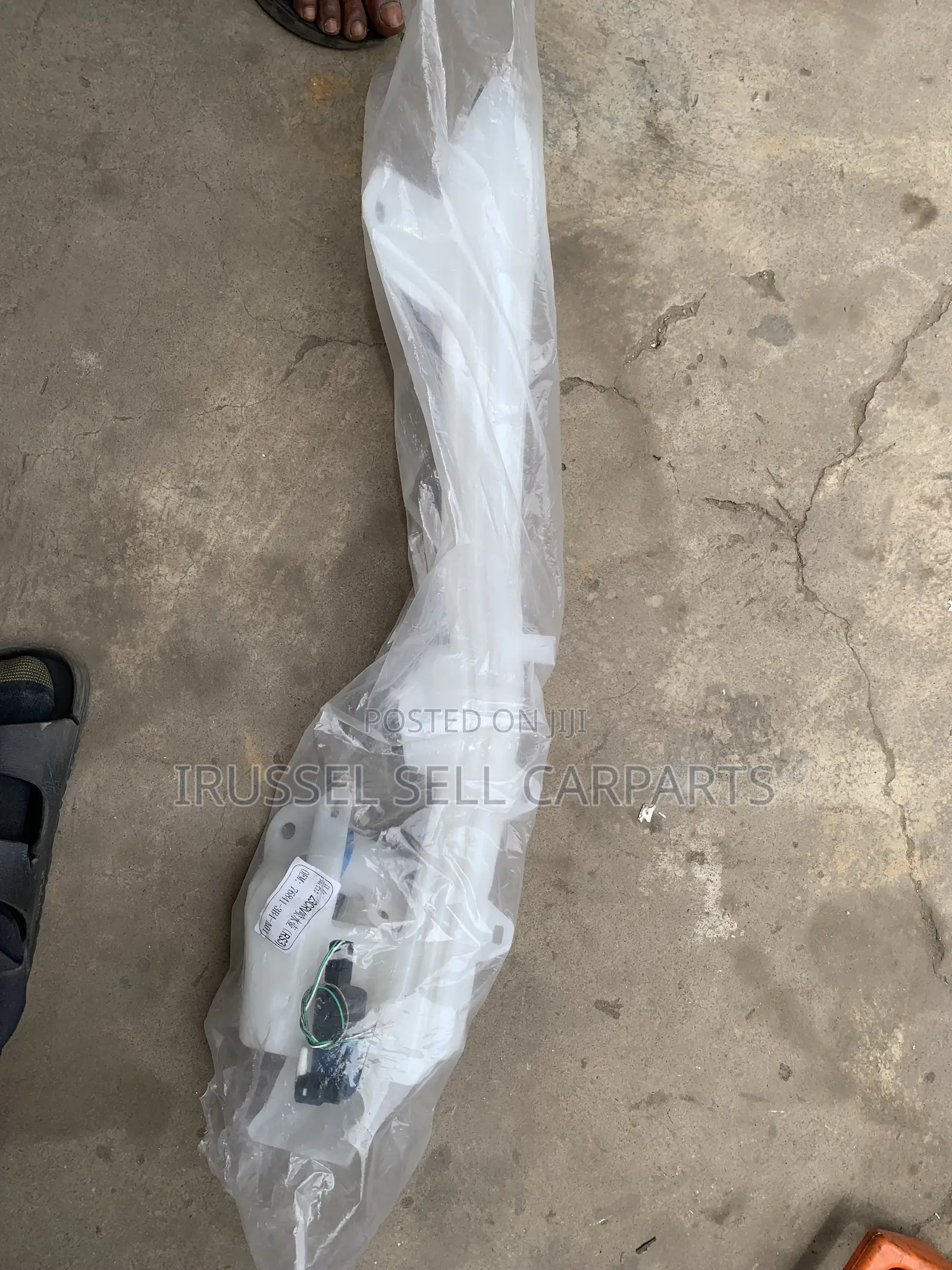 Honda CR-V Civic 1999 2008 2016 2025 Resaiviour Wiper Bottle and Motor