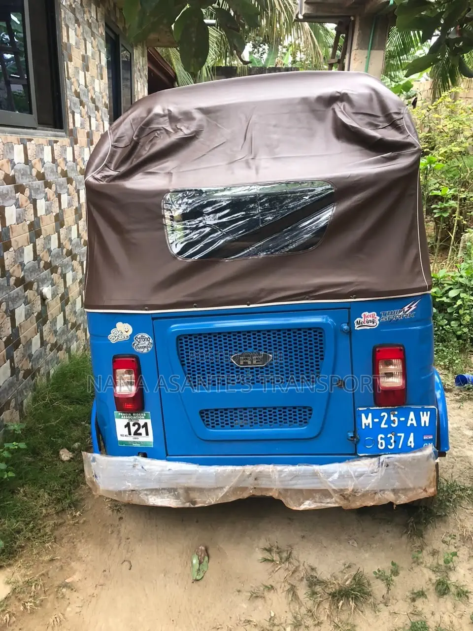 Bajaj RE 2025 Blue