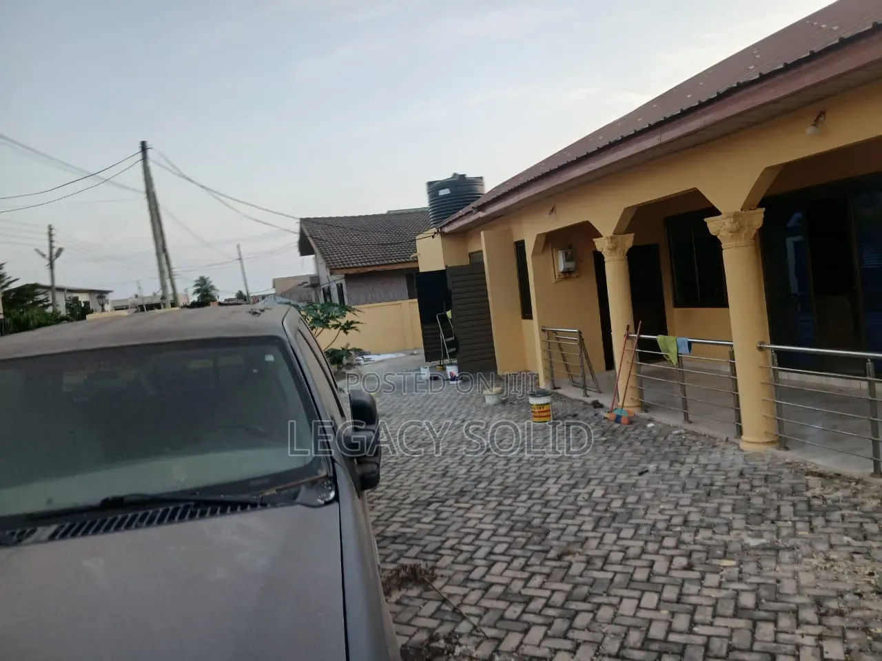 5bdrm House in Legacy Solid Real, Baatsona Total for rent