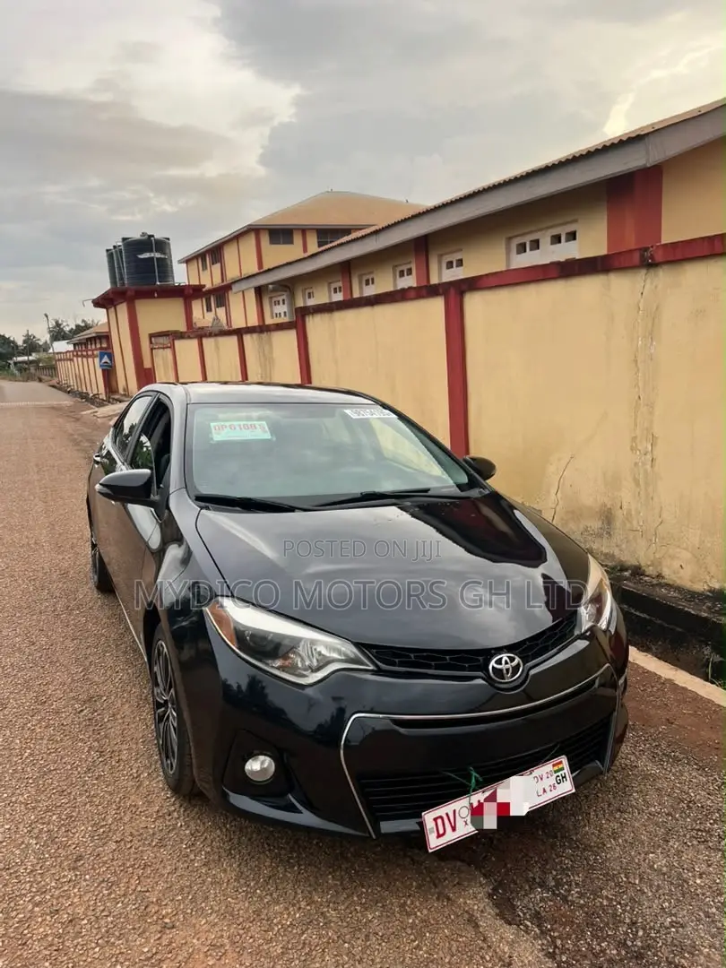 Toyota Corolla S 4dr Sedan (1.8L 4cyl CVT) 2016 Black